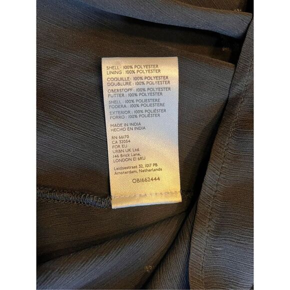 Urban Outfitters Sienna Embroidered Hanky Hem Mini Dress black Size Medium - Picture 9 of 10